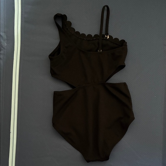 Art Class Girls Size 8 One-piece black bathing swimsuit - Picture 2 of 5